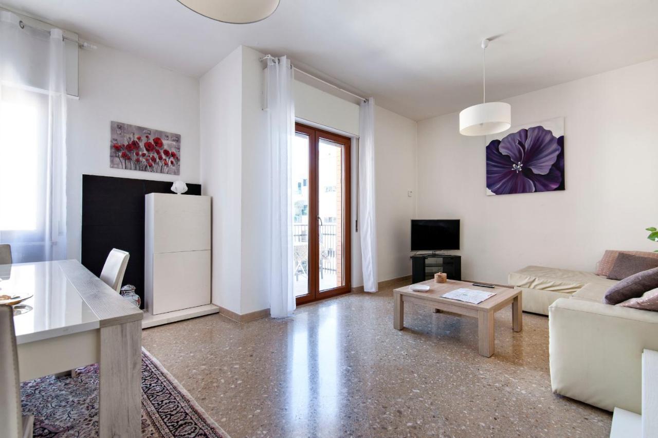 Di Palma 4 - Family House City Centre - Lecce Selection Διαμέρισμα Εξωτερικό φωτογραφία